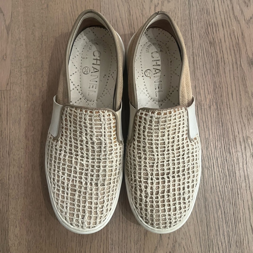 Chanel Crochet Trim Beige White Slip On Sneakers 36.5 - Picture 4 of 8